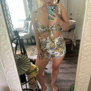 Posse Floral Two-Piece Set with Yellow and Blue Accents